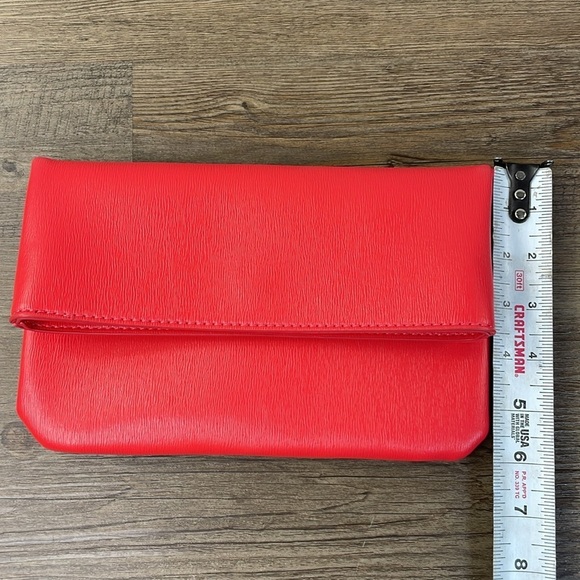 Neiman Marcus Women's Coral Red Magnetic Folding Faux-Leather Clutch Bag - Picture 6 of 7